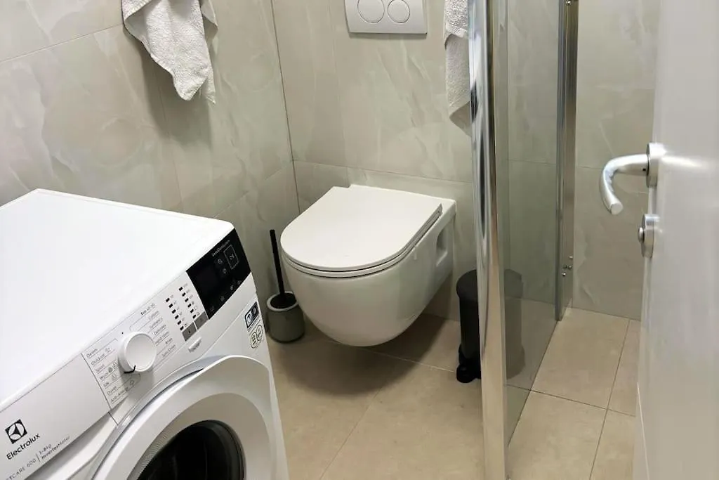 פובליאנה Apartment Maris - 1 Min To Beach & Sea View