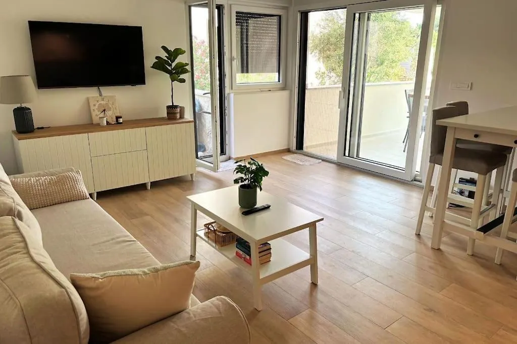 פובליאנה Apartment Maris - 1 Min To Beach & Sea View